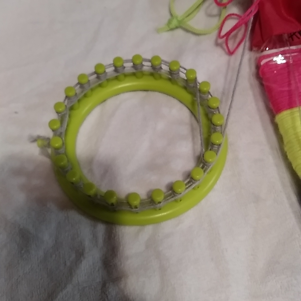 Loom kit - Picture 3 of 3